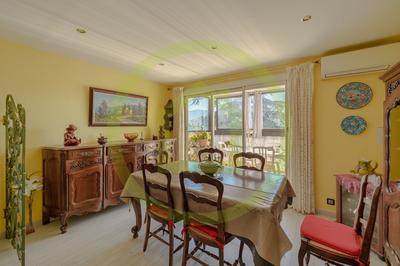 Appartement - 77 m² - 4 pièces