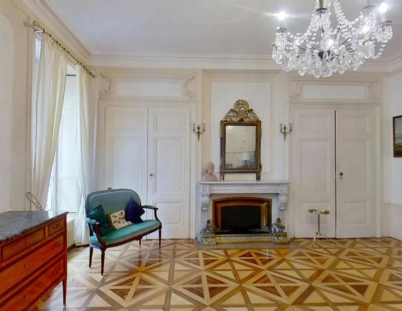 Appartement ancien - 188 m² - 5 pièces