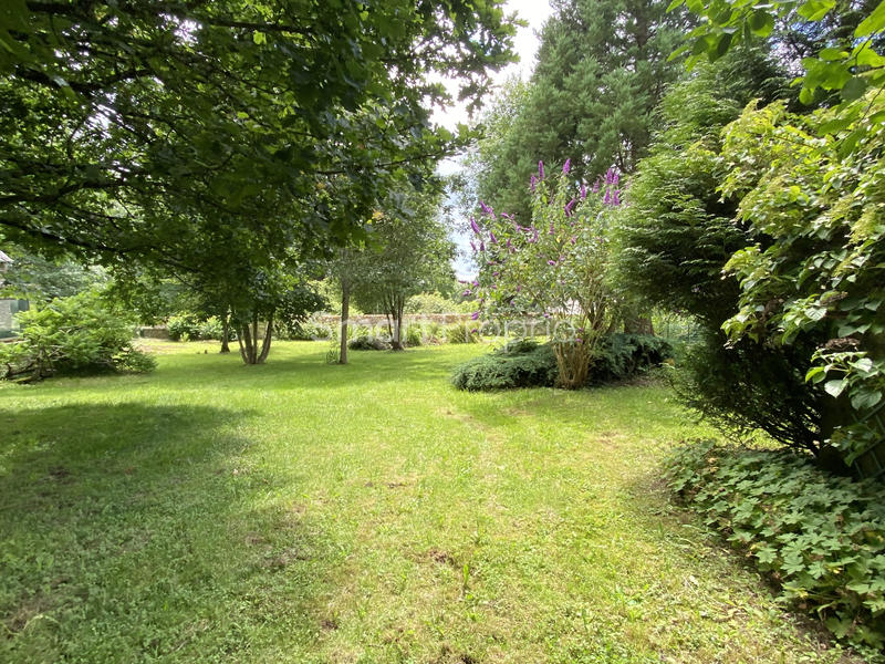 Maison - 500 m² - 19 pièces