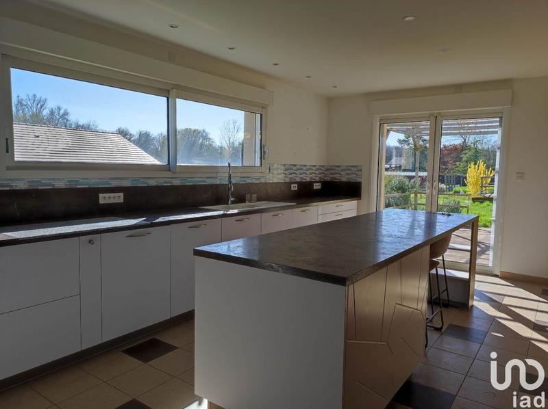 Maison - 140 m² - 6 pièces