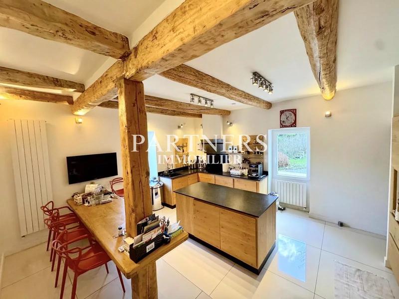 Bastide - 357 m² - 11 pièces