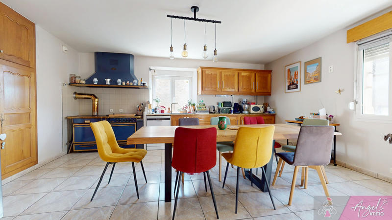 Maison - 156 m² - 7 pièces