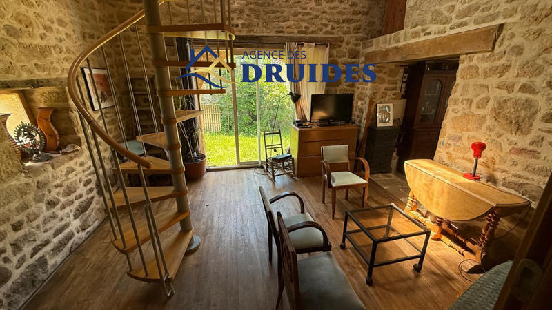 Maison - 93 m² - 5 pièces