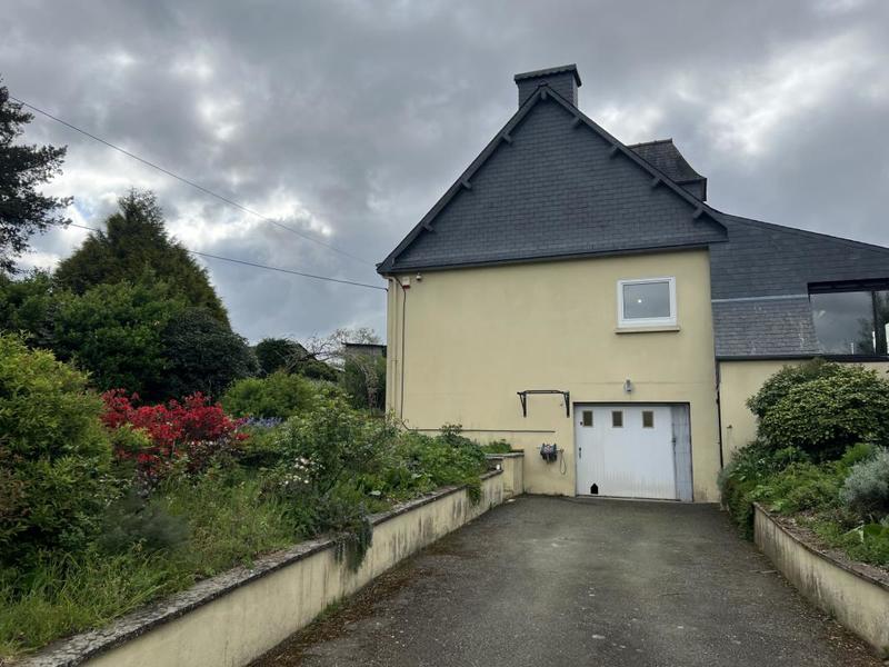 Maison - 140 m² - 7 pièces