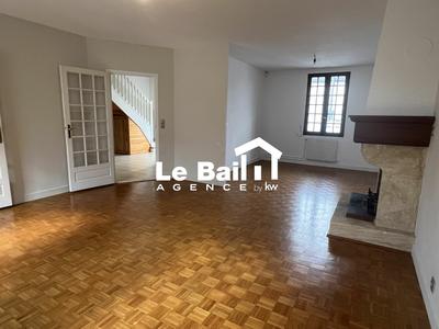 Maison de ville - 160 m² - 8 pièces