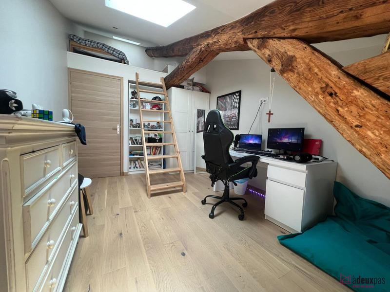 Appartement - 150 m² - 6 pièces