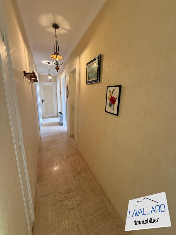 Maison - 115 m² - 6 pièces