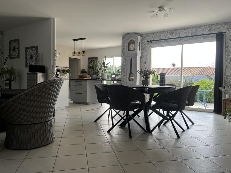 Maison - 100 m² - 4 pièces