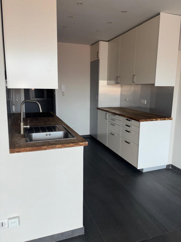 Appartement - 75 m² - 3 pièces