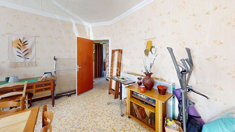 Maison - 143 m² - 7 pièces