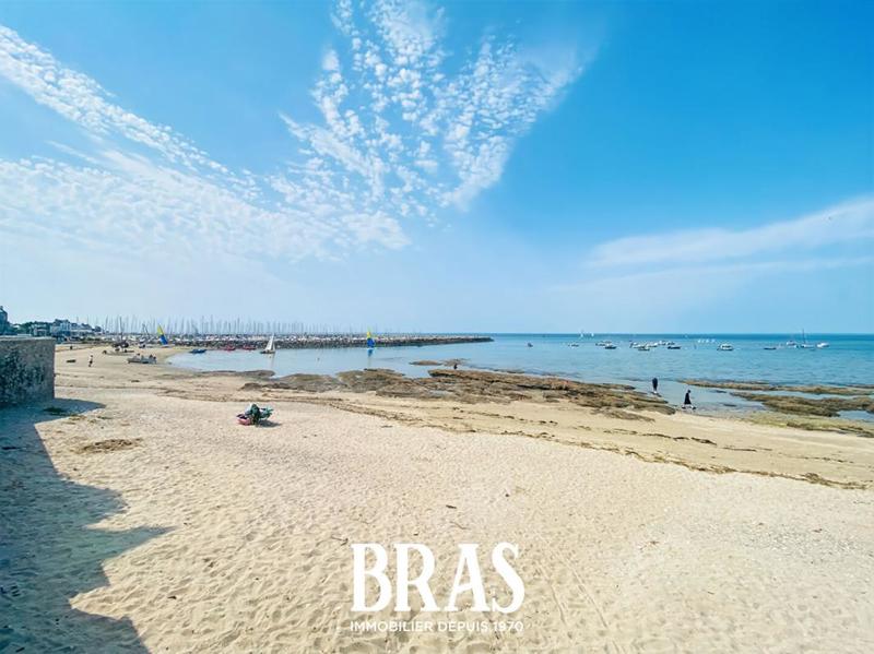 Maison - 139 m² - 8 pièces