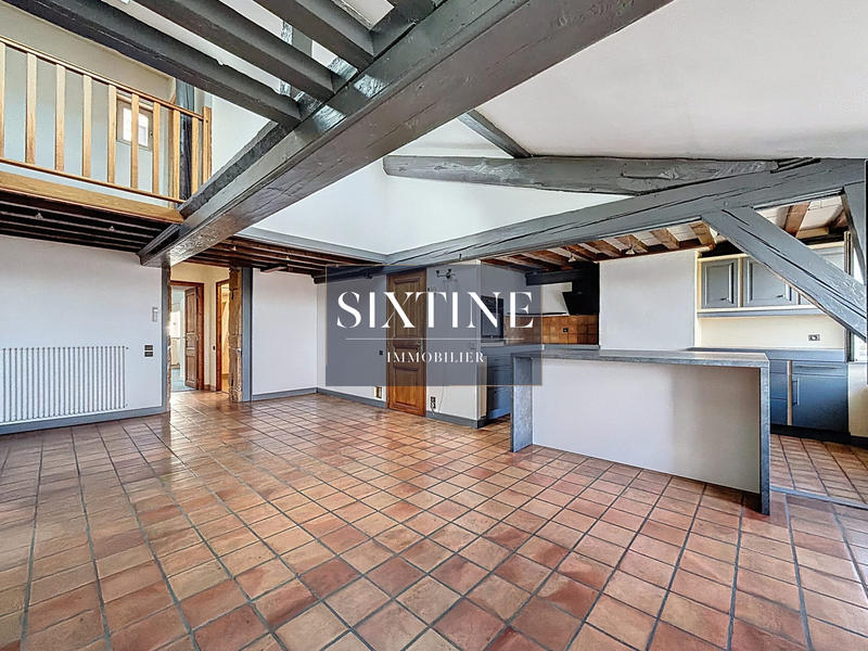 Appartement - 96 m² - 4 pièces