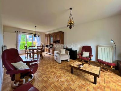 Maison - 104 m² - 5 pièces