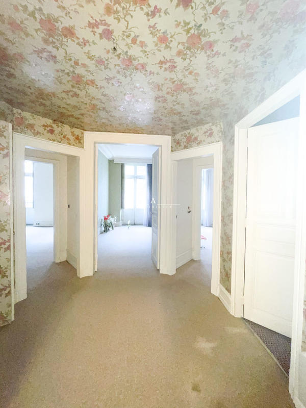 Appartement - 103 m² - 4 pièces