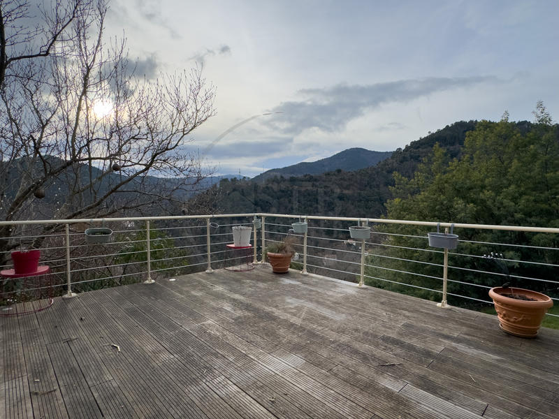 Maison - 211 m² - 7 pièces