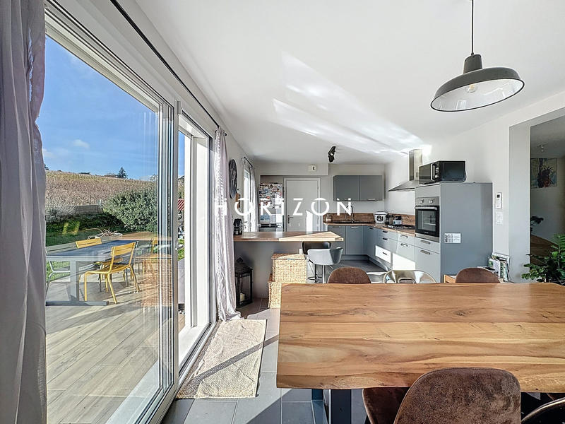 Maison - 103 m² - 5 pièces