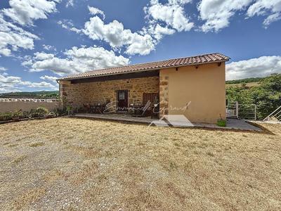 Maison - 85 m² - 5 pièces