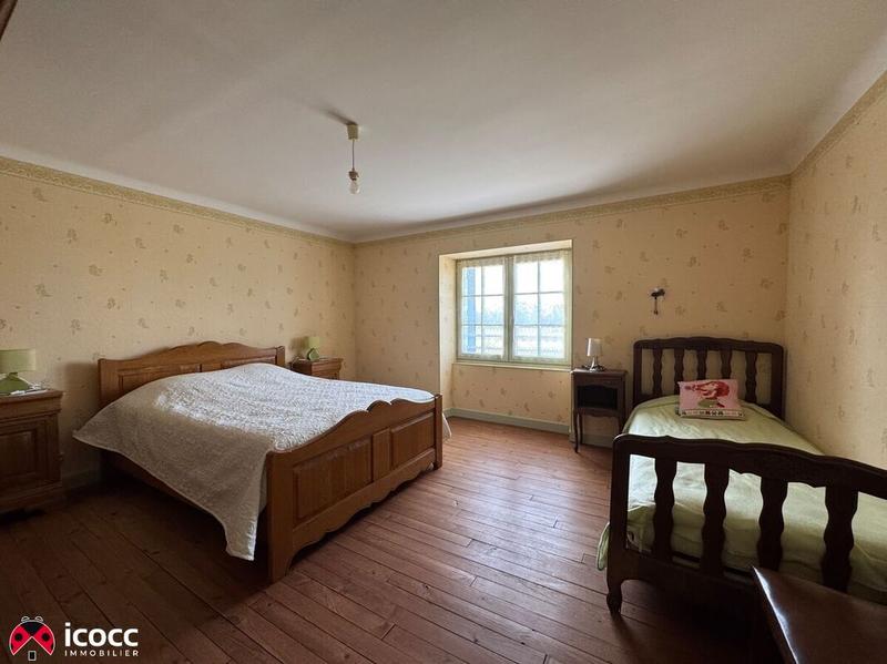 Maison en pierre - 155 m² - 6 pièces