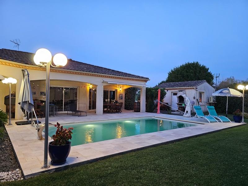 Maison - 179 m² - 6 pièces