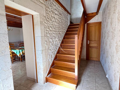 Maison - 167 m² - 4 pièces