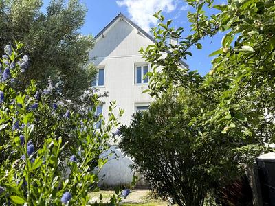 Maison - 132 m² - 4 pièces