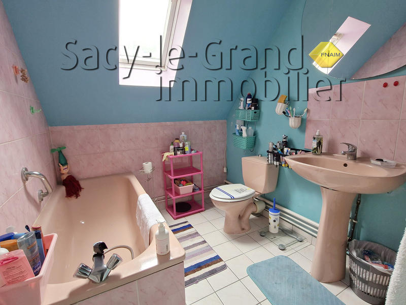 Maison - 128 m² - 5 pièces