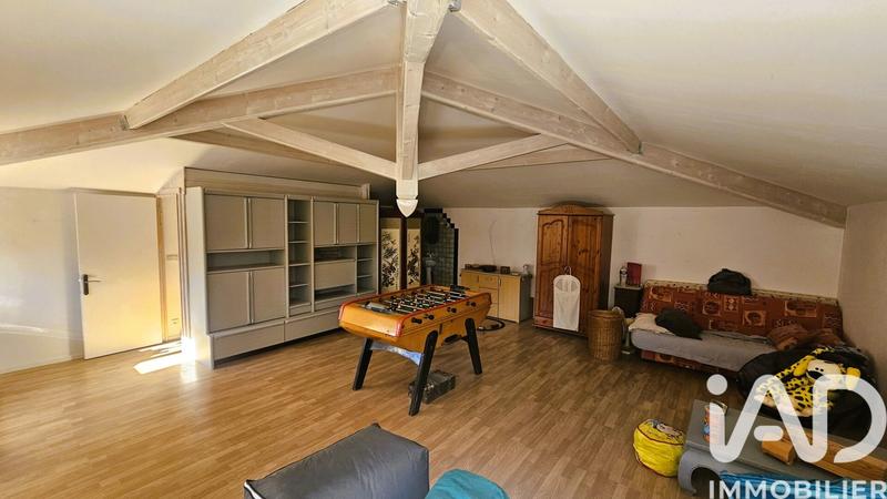 Maison - 200 m² - 6 pièces