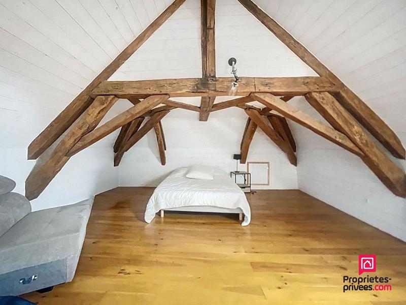 Maison - 185 m² - 7 pièces