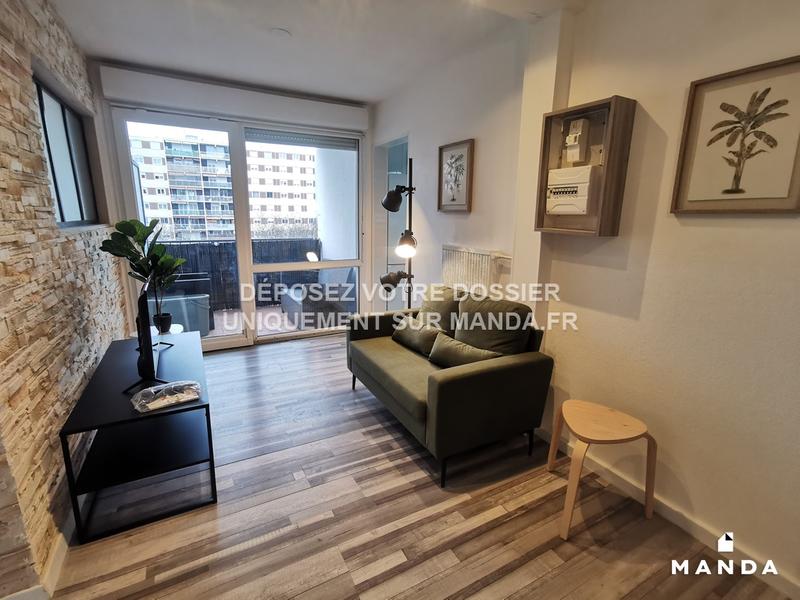 Chambre - 10 m² - 4 pièces