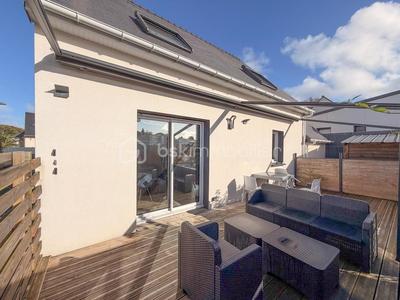 Maison - 98 m² - 5 pièces