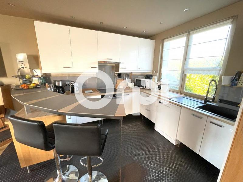 Maison - 133 m² - 6 pièces