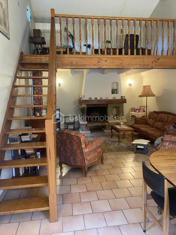 Maison - 152 m² - 6 pièces