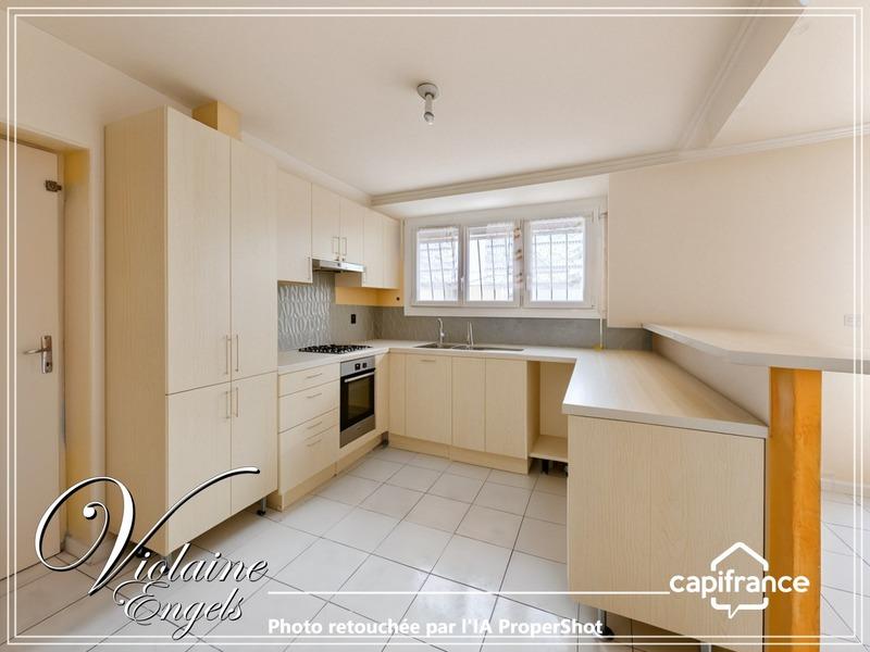 Maison - 80 m² - 5 pièces