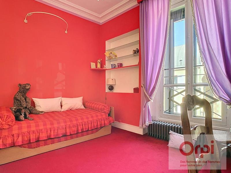 Maison - 188 m² - 6 pièces