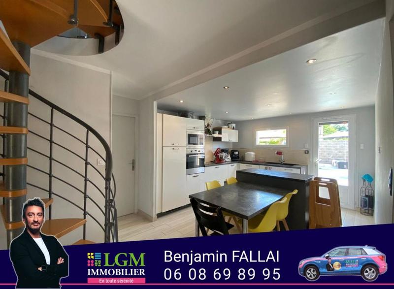 Maison - 110 m² - 5 pièces