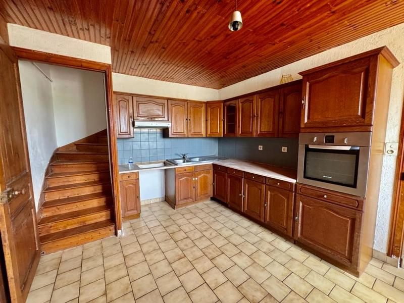 Maison - 145 m² - 7 pièces