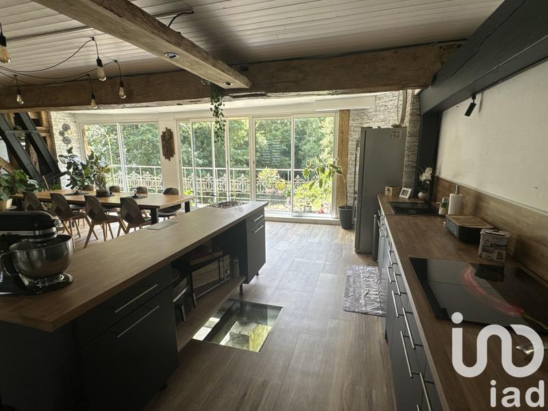 Maison - 455 m² - 13 pièces