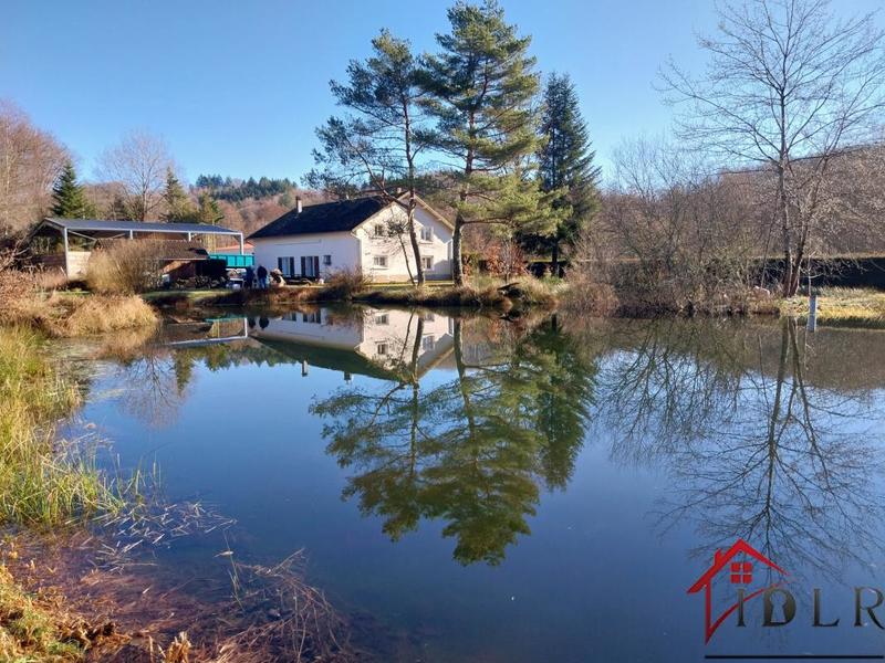 Maison - 200 m² - 5 pièces