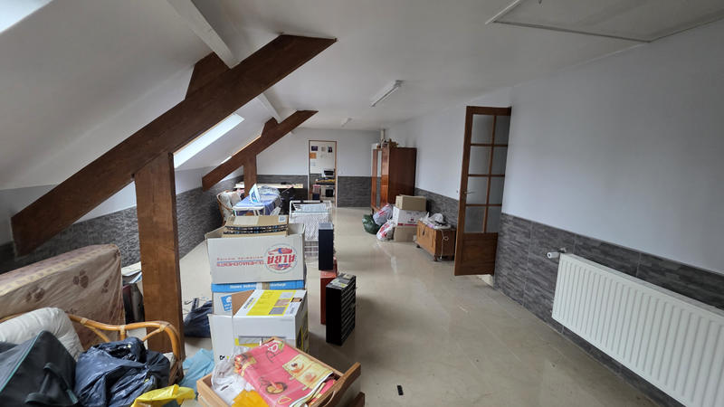 Maison - 180 m² - 7 pièces