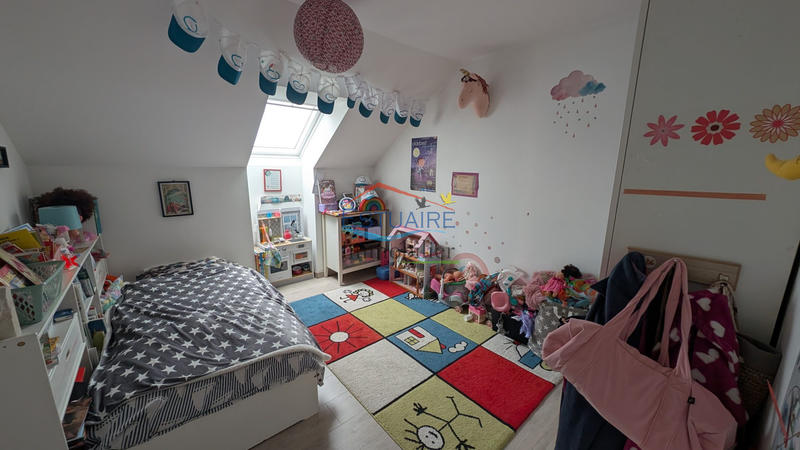 Maison - 104 m² - 6 pièces