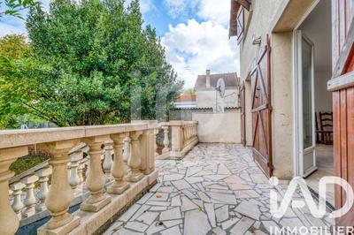 Maison - 148 m² - 6 pièces