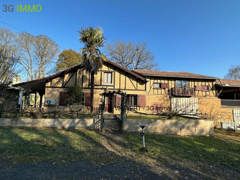 Villa - 169 m² - 8 pièces