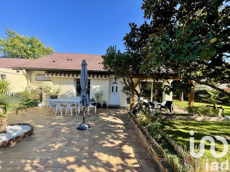 Maison - 121 m² - 5 pièces