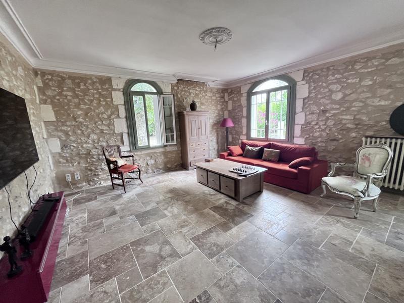 Maison ancienne - 316 m² - 12 pièces