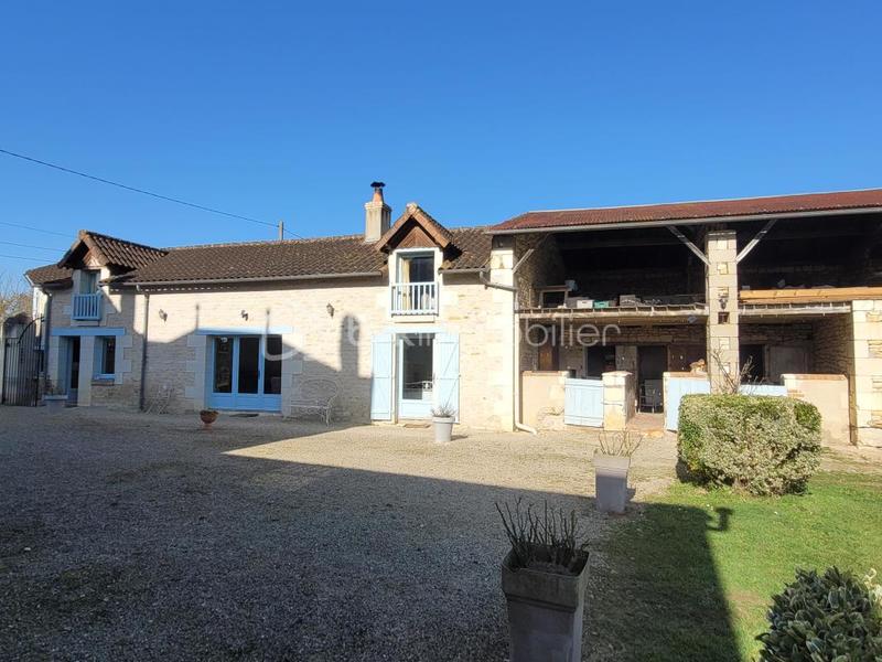 Maison de maîtres - 245 m² - 7 pièces