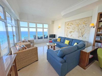 Appartement - 112 m² - 3 pièces