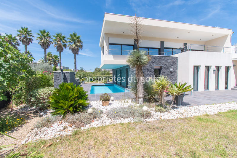 Maison - 195 m² - 6 pièces