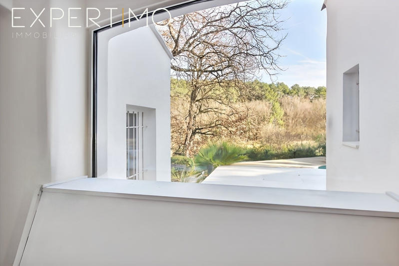 Villa - 200 m² - 6 pièces