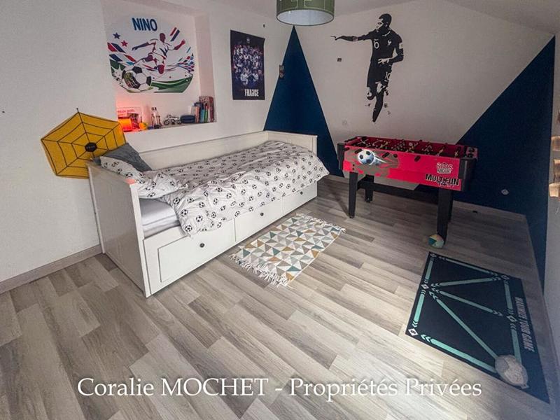 Maison - 145 m² - 7 pièces