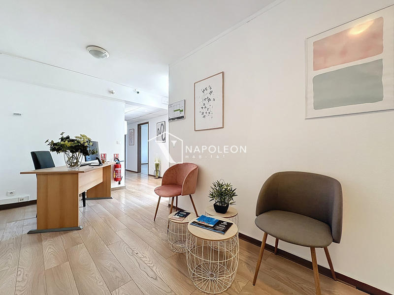 Local commercial - 165 m²